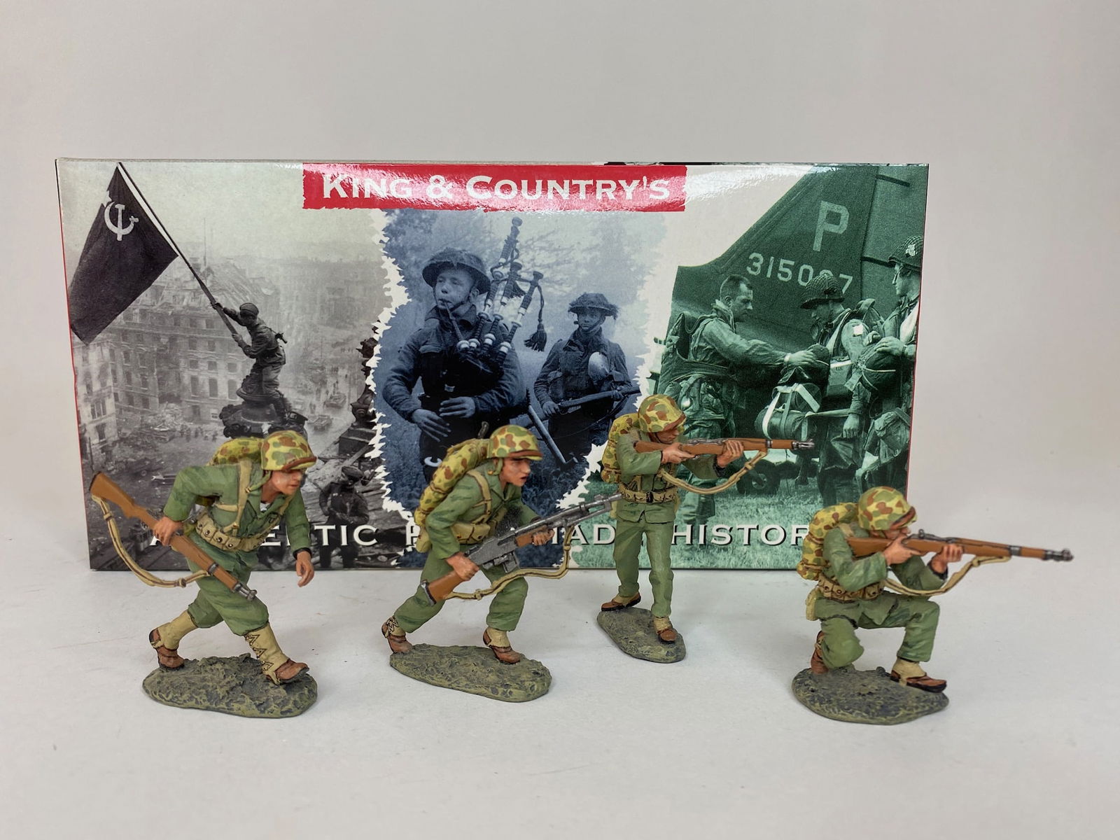 King & Country WW2 Running For Cover (1 of 1)
