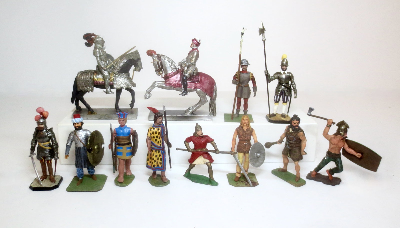 Assorted Makers Ancient & Medieval Warriors (1 of 1)