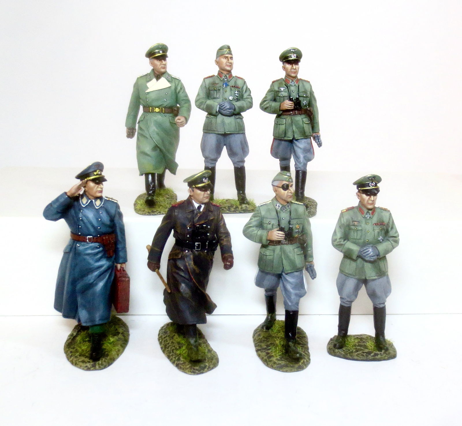 Thomas Gunn WW2 Assortment (1 of 1)