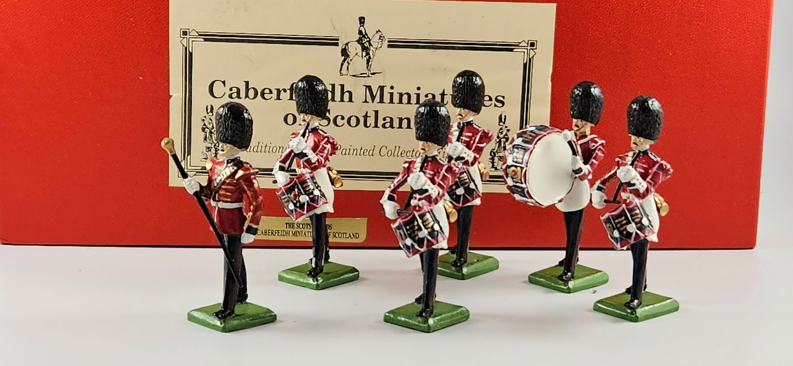 Caberfeidh Miniatures Scots Guard Drums (1 of 3)