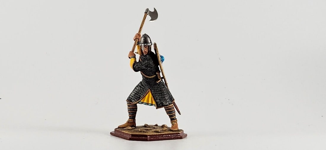 Aeroart St. Petersburg Norman Warrior: Aeroart St. Petersburg - Highest Quality Miniatures. #3150 Norman Warrior with Ax. Excellent condition , 2 pieces.