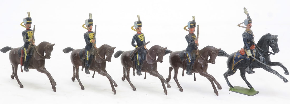 Britains set #13, 3rd Hussars with officer (1 of 1)