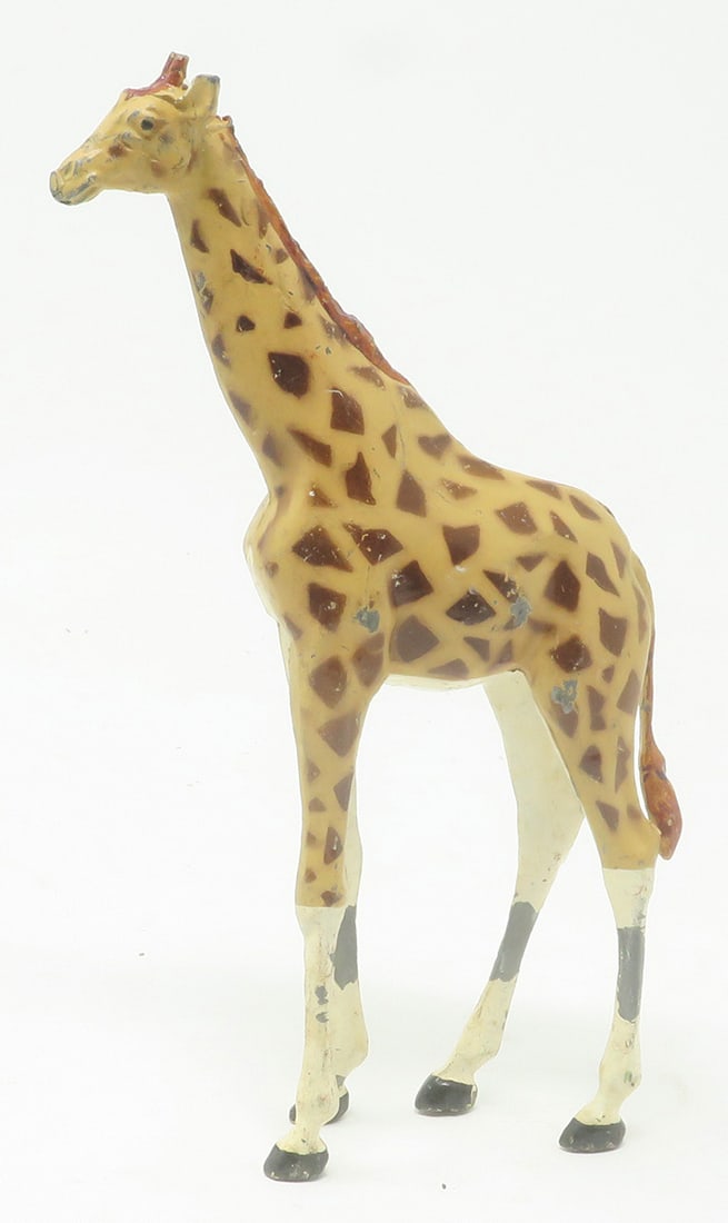 Britains set #912, Adult giraffe: very scarce, very good, 1 piece, (c. 1935)