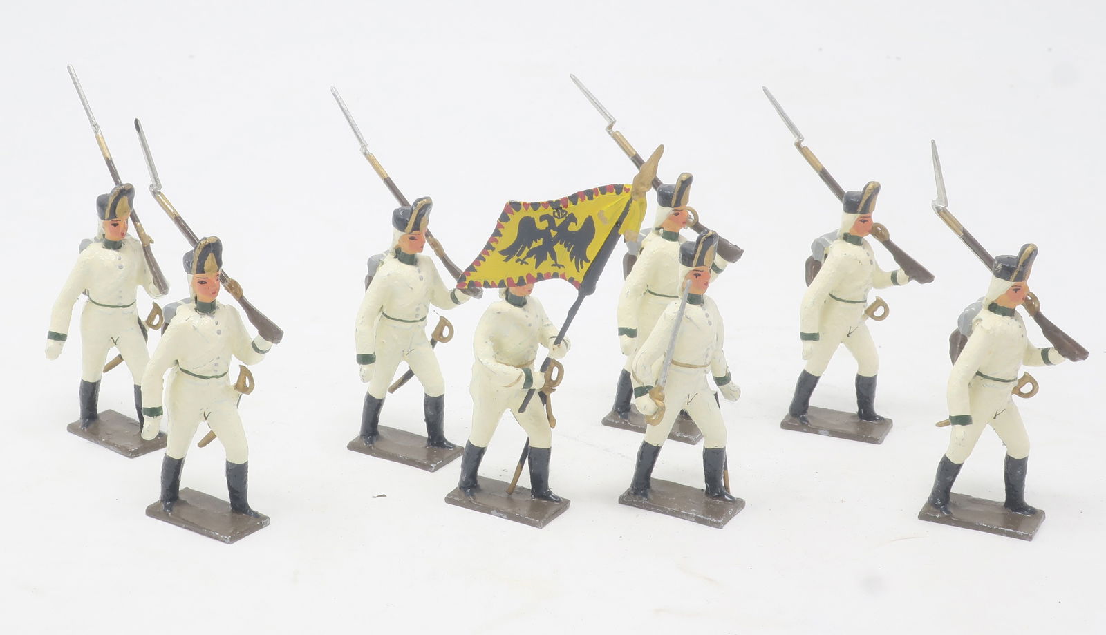 CBG Mignot, Austrian Infantry with flag bearer, (1 of 1)