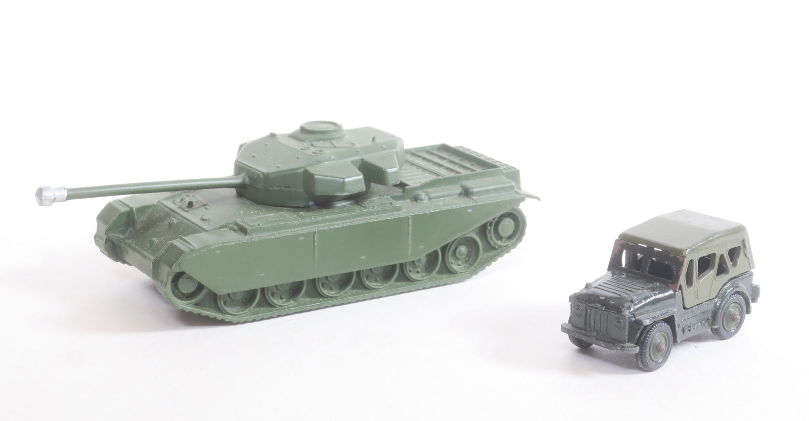 Britains, Lilliput Military - Centurion (1 of 1)