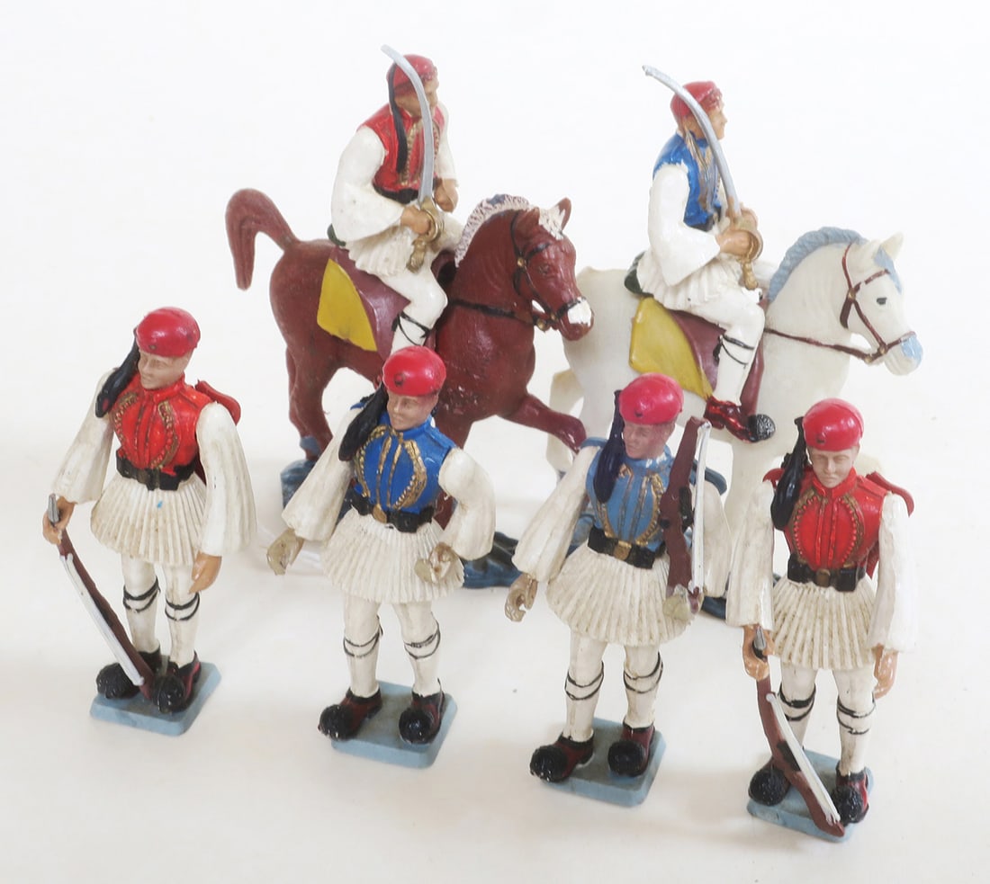 Ahona, Greek Evzones: one rifle missing, one damaged, one tail missing, otherwise, very good, 8 pieces, (c. 1960)