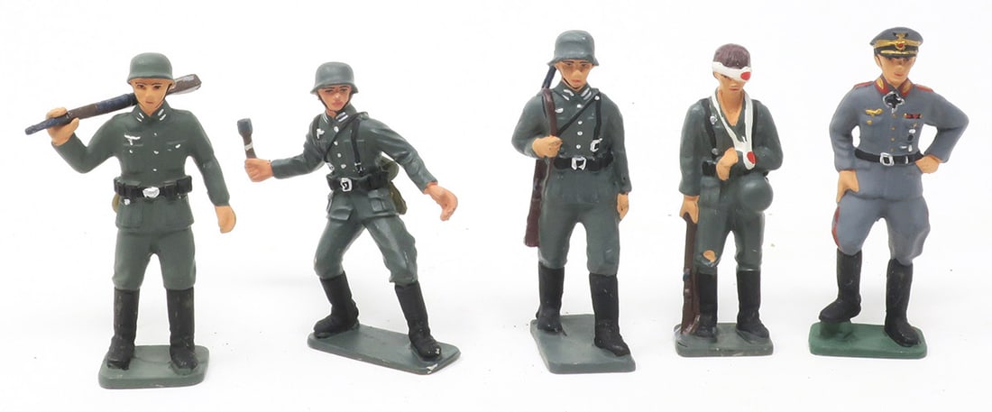 Reeves International, German WW II Infantry: (King-White Co. Connoisseur figures made in Hong Kong, precursors of King & Country), very good, 5 pieces, (c. 1980)