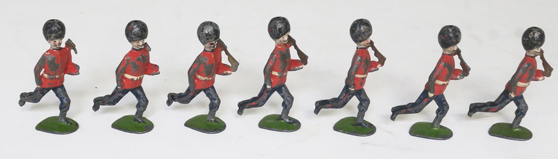 Britains set#18b, Grenadier Guards running (1 of 1)