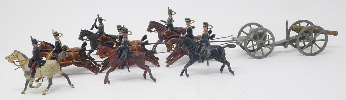 Britains set#125b, Royal Horse Artillery: gun team, review order, 1st version, very good, 13 pieces, (c. 1902)
