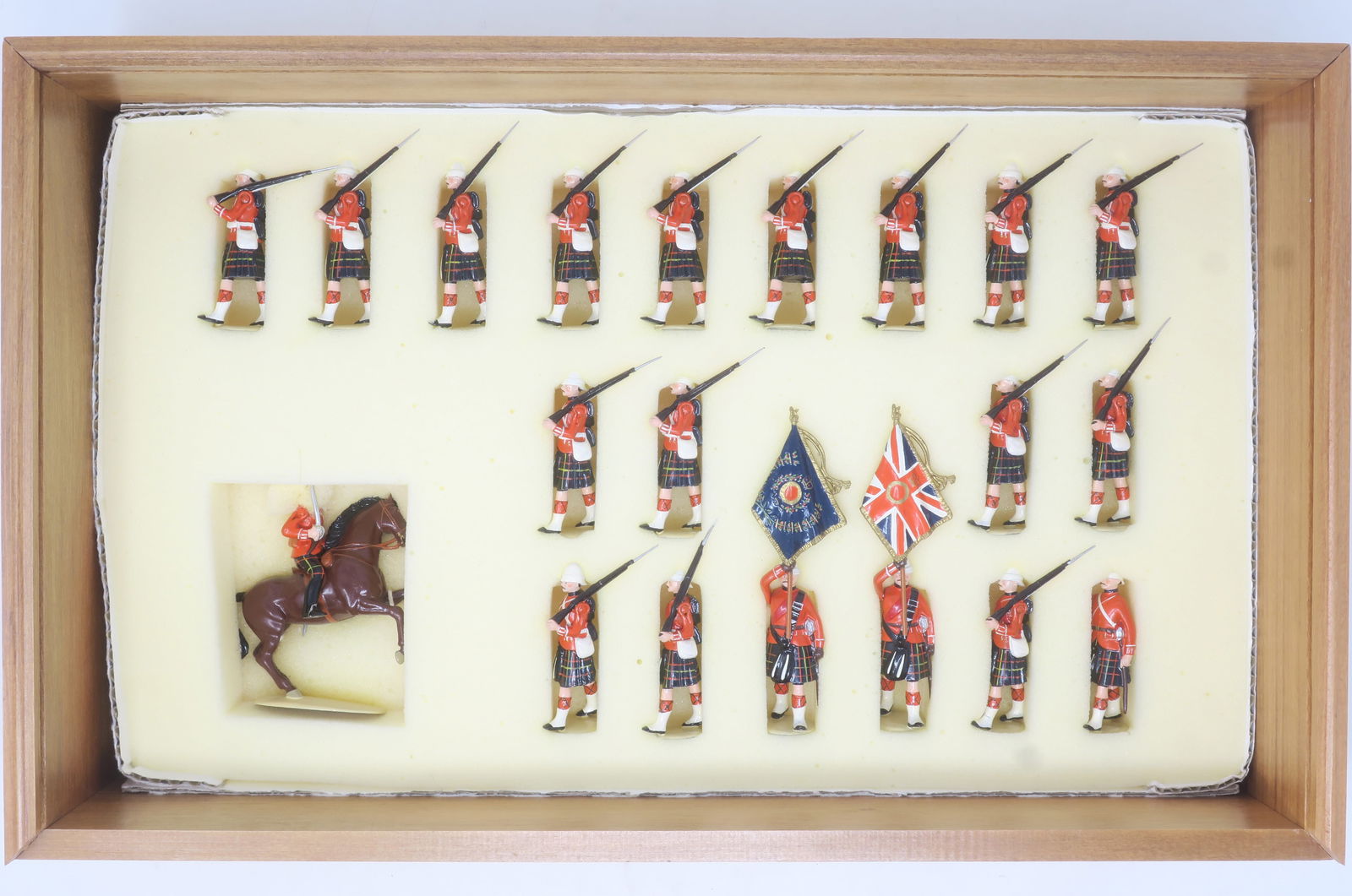 Imperial Display set Cameron Highlanders (1 of 3)