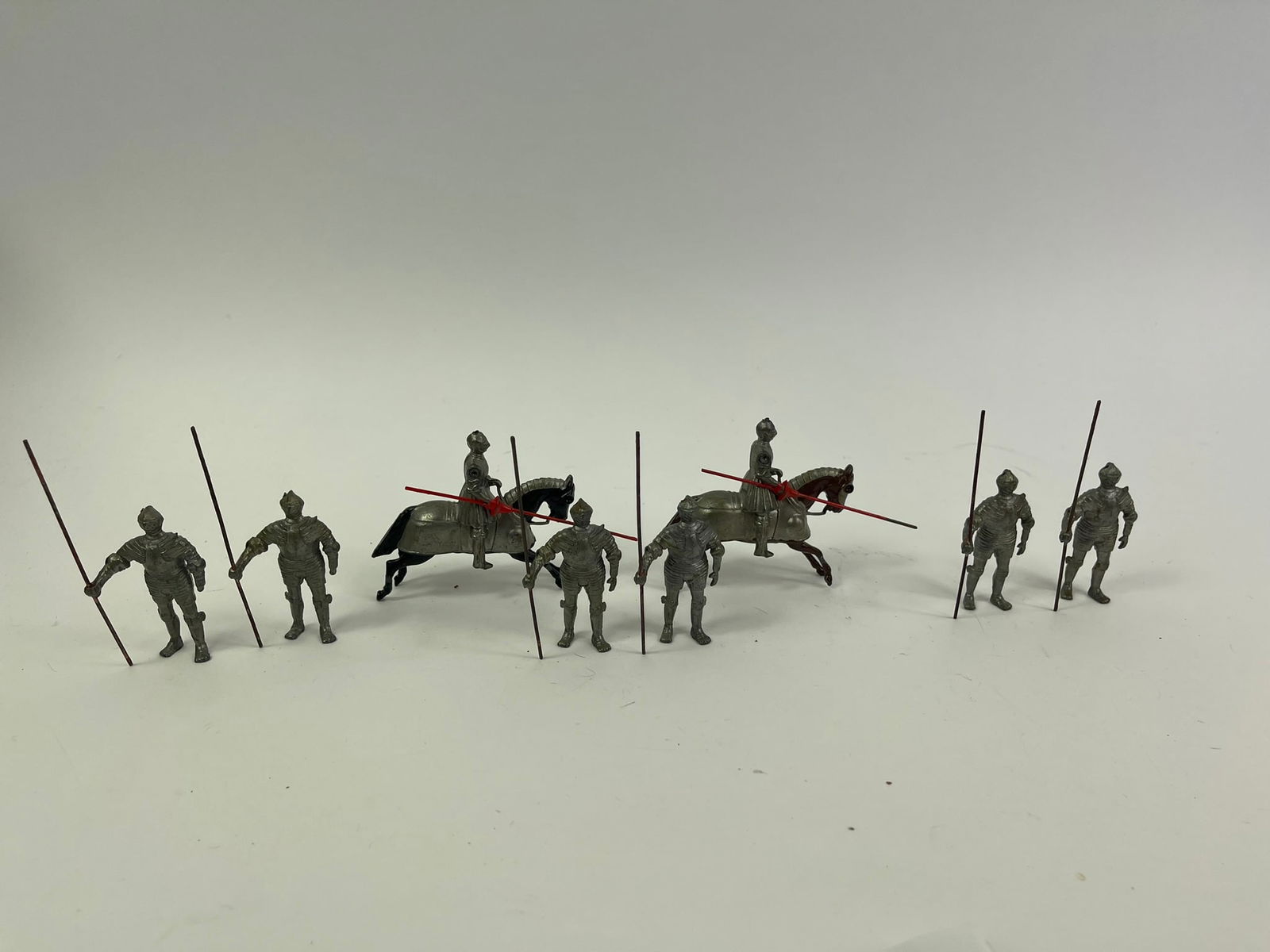 Britains 16th Century Mounted & Foot Knights (1 of 1)