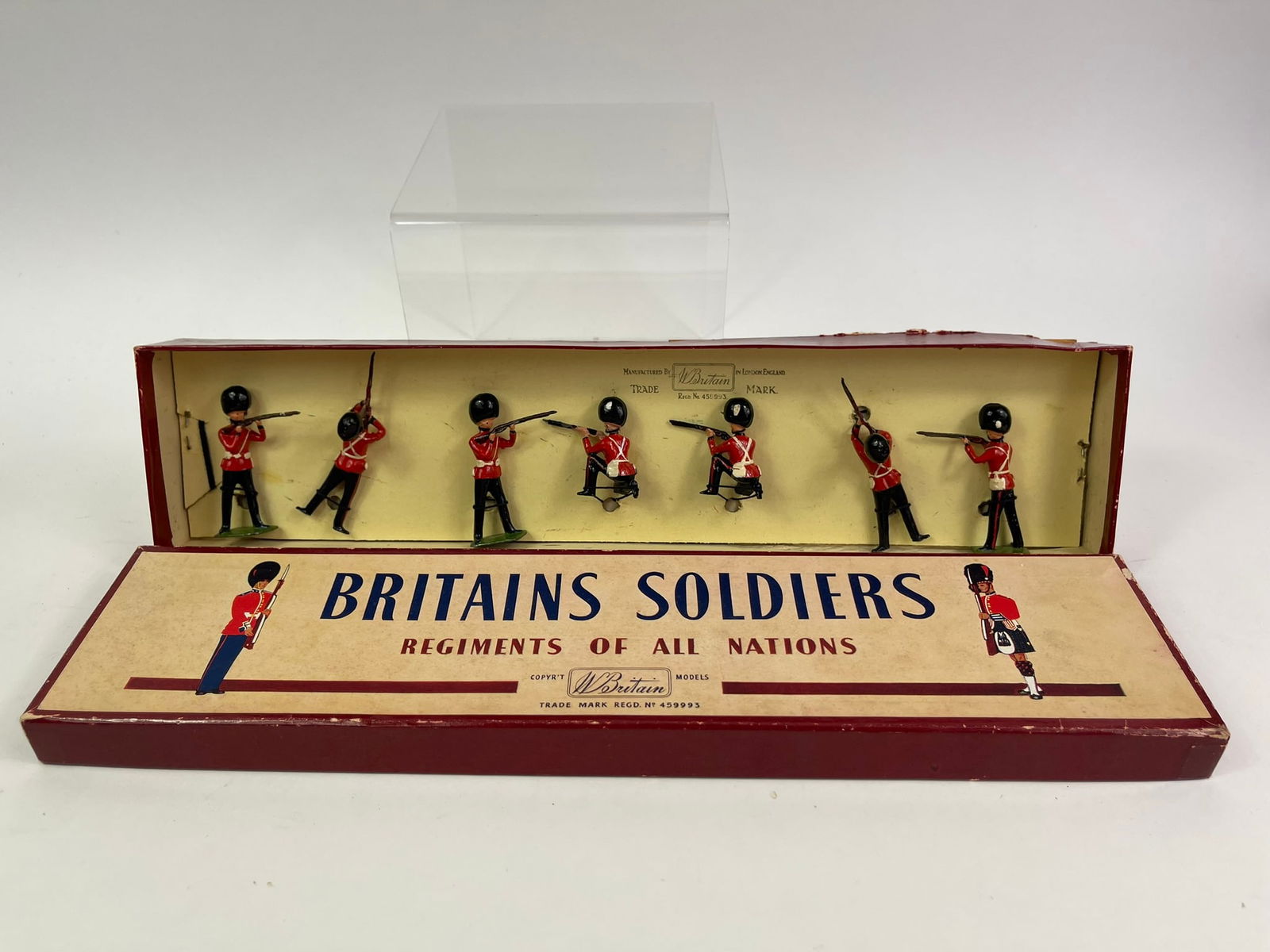 Britains Grenadier Guards #1283 (1 of 1)