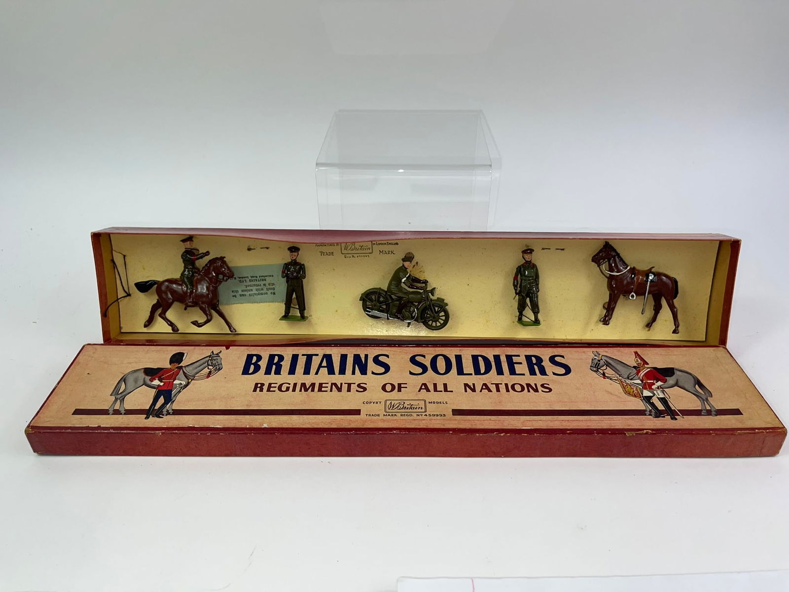 Britains British Army Staff Officers #1907 (1 of 1)