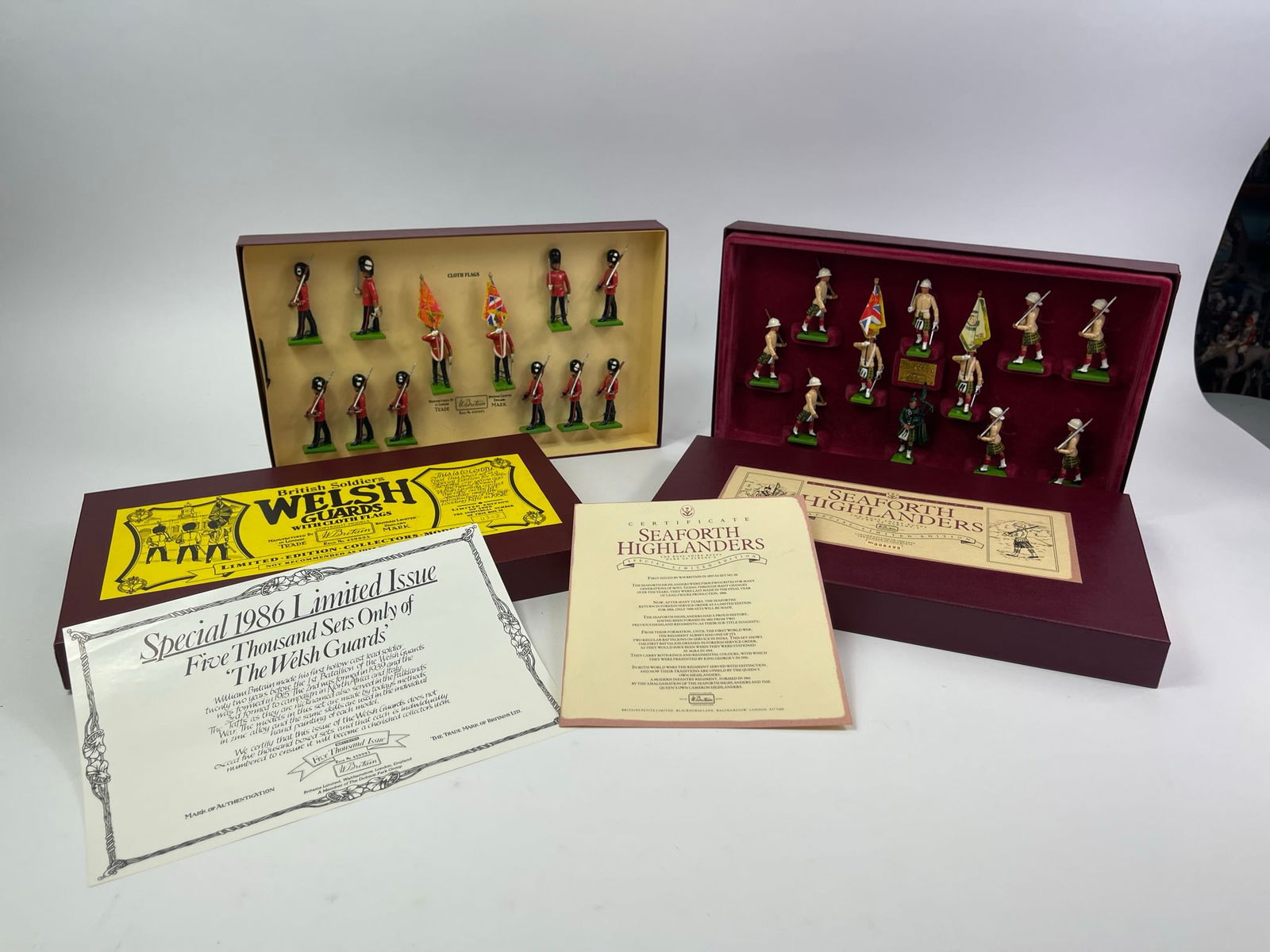 Britains Seaforth Highlanders and Welsh Guards (1 of 1)