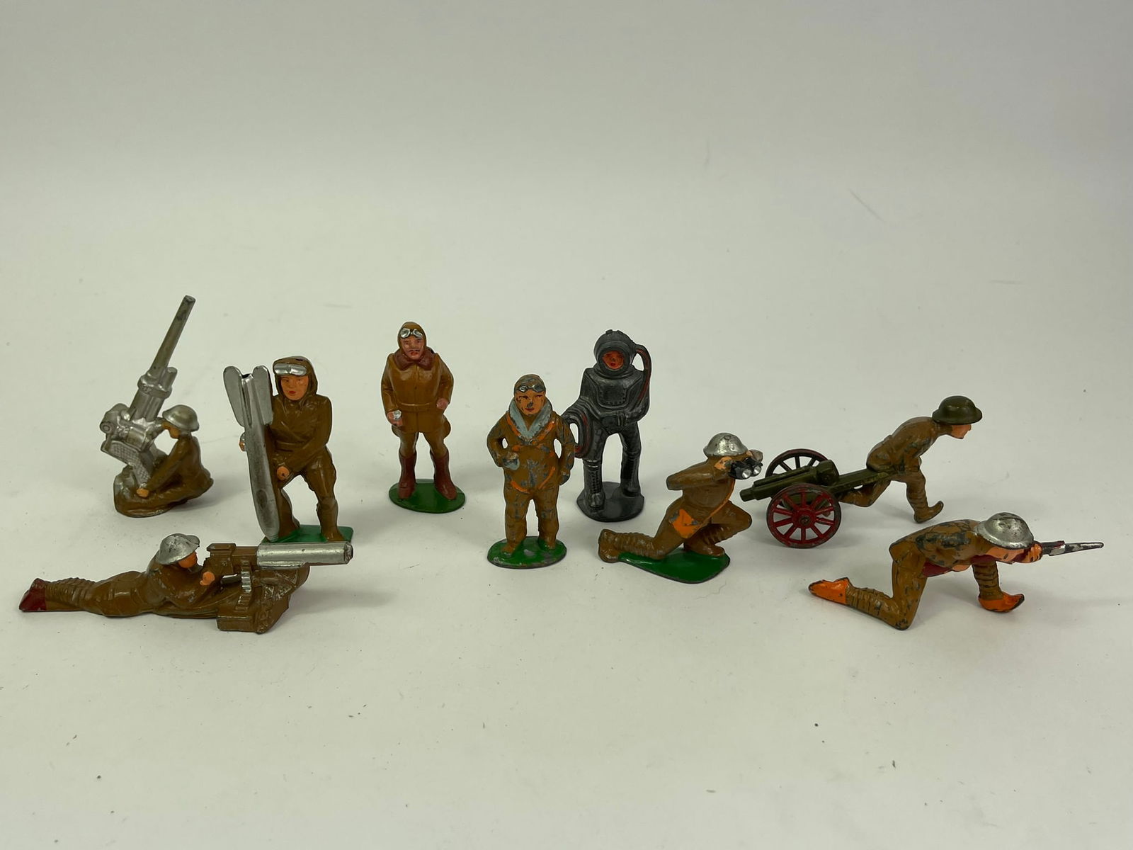 Manoil Dimestore Military Collection (1 of 1)