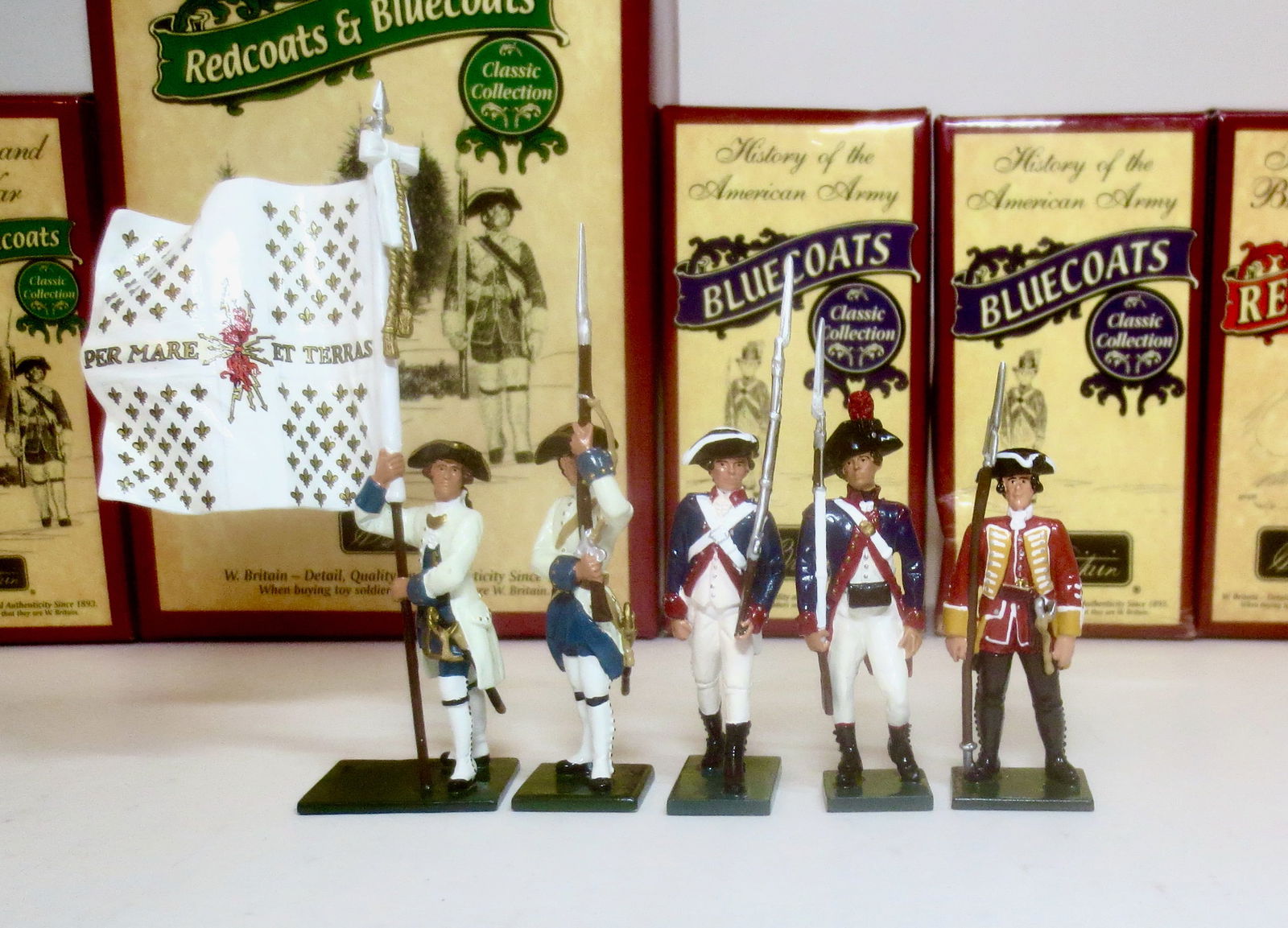 Britains Assorted Bluecoats & Redcoats (1 of 1)