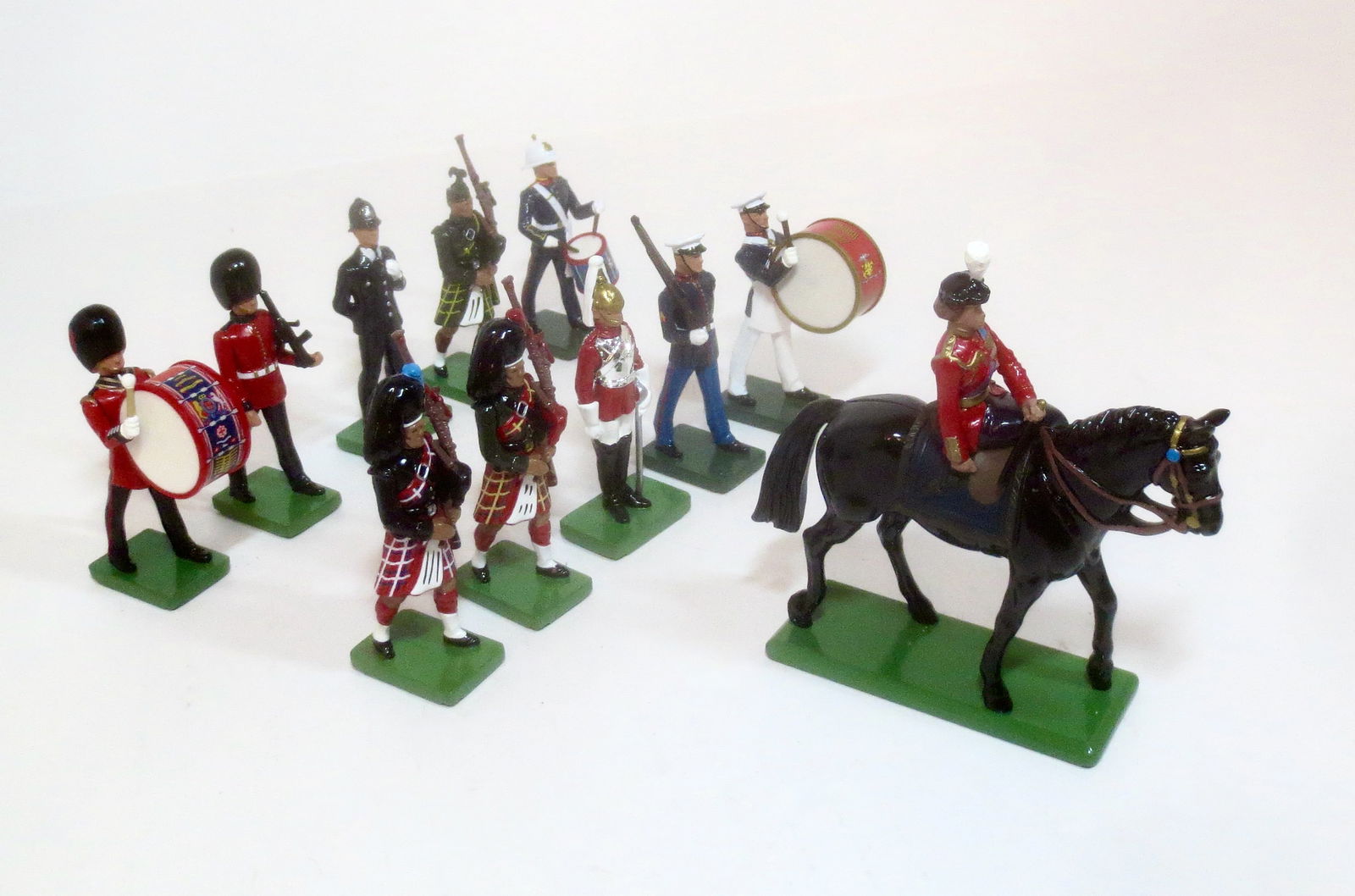 Britains Single Figure Assortment (1 of 1)