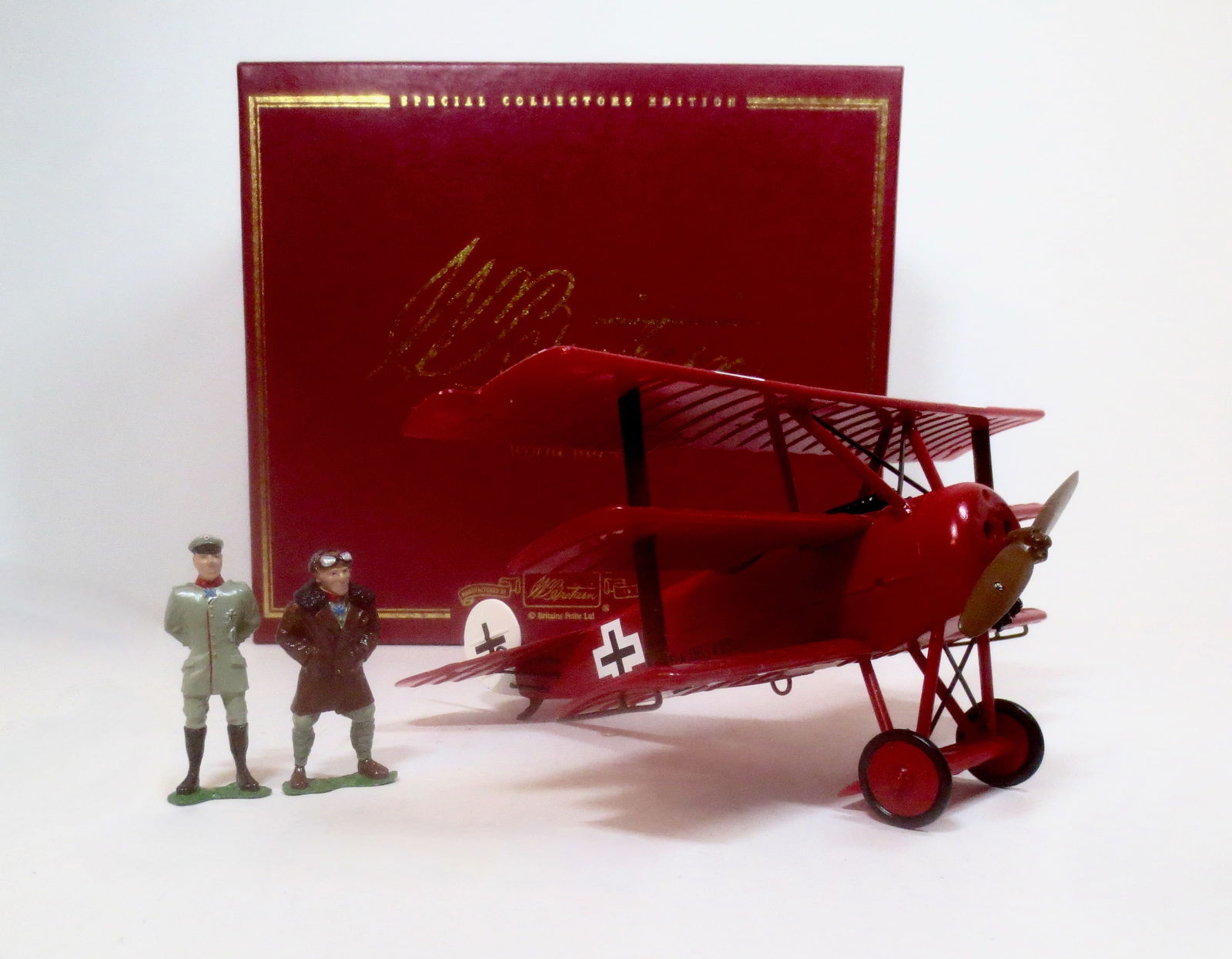 Britains #00158 Fokker DR1: With Manfred & Lothair. 3 pieces. Mint condition. Box excellent.