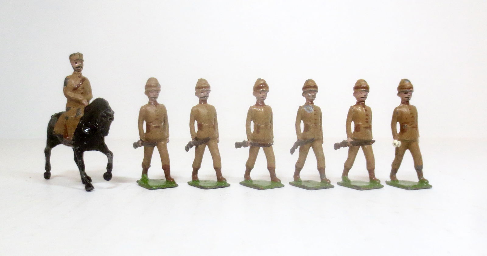 Britains RARE Paris Office British Infantry (1 of 1)