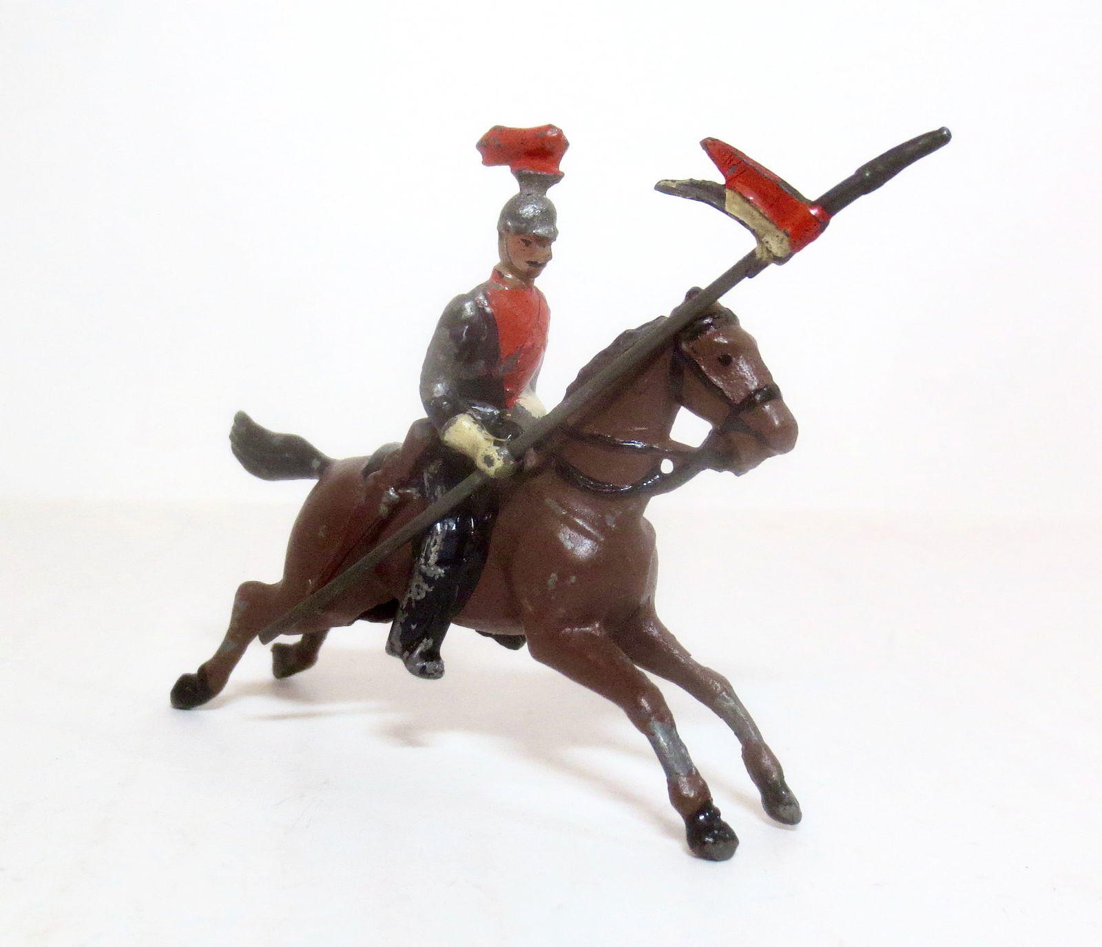 Britains EXCEEDINGLY RARE 12th Lancers Trooper (1 of 1)