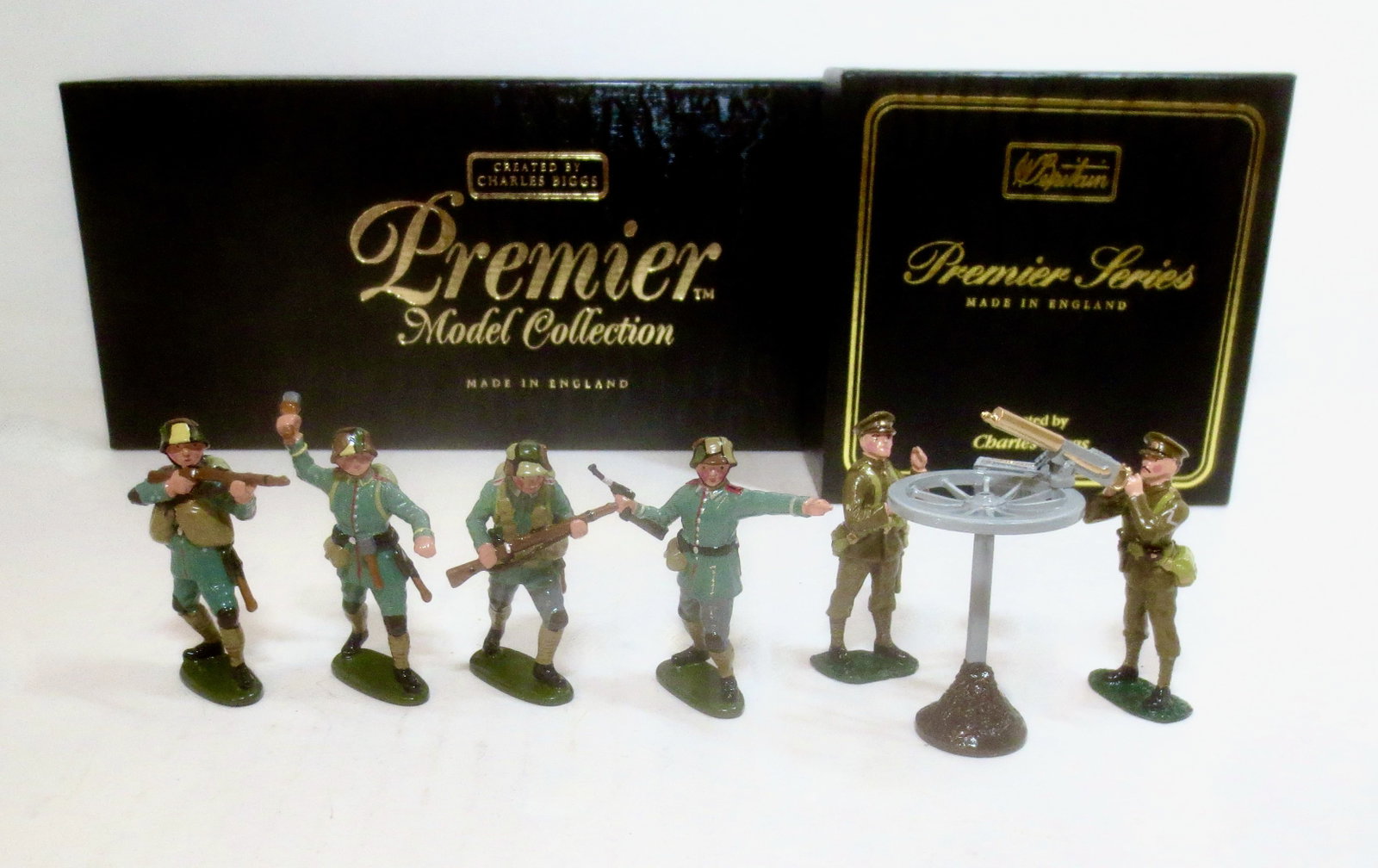 Premier Sets #8911Vickers Machine Gun: And, German Storm Troopers #9909. 7 pieces. Mint condition. Box excellent.
