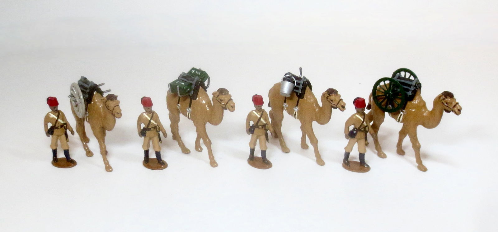 Trophy Camel Corps With Supplies (1 of 1)