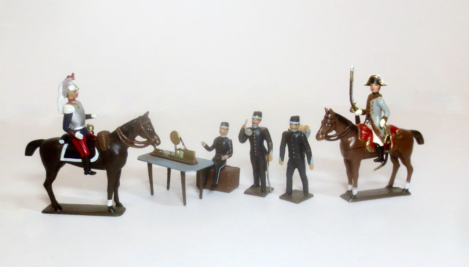 Mignot Assorted Cavalry Types & Telegraphers (1 of 1)
