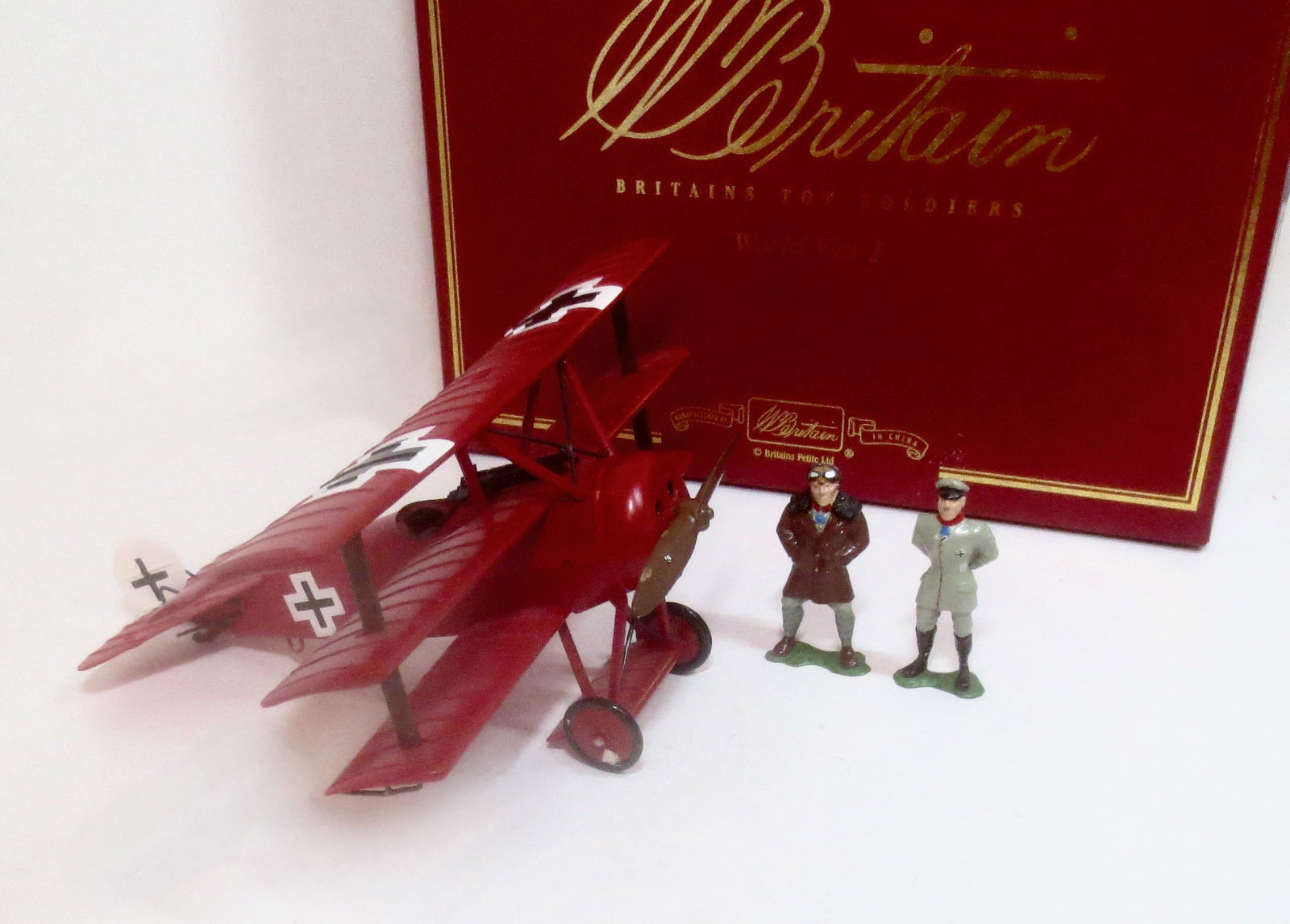 Britains #00158 Fokker DR1: With Manfred & Lothair. 3 pieces. Mint condition. Box excellent.