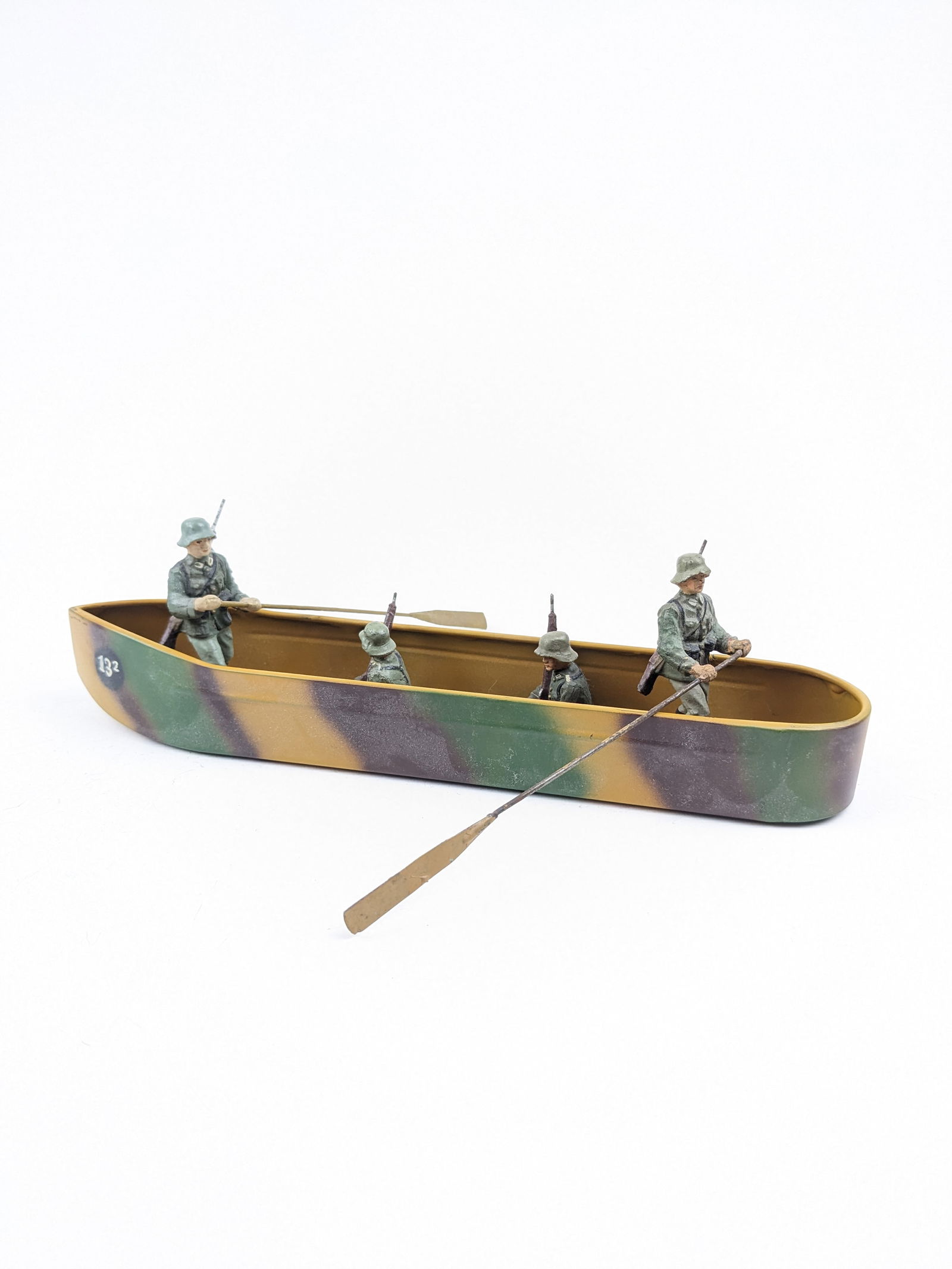 Lineol German Camo Pontoon Boat 7cm (1 of 1)