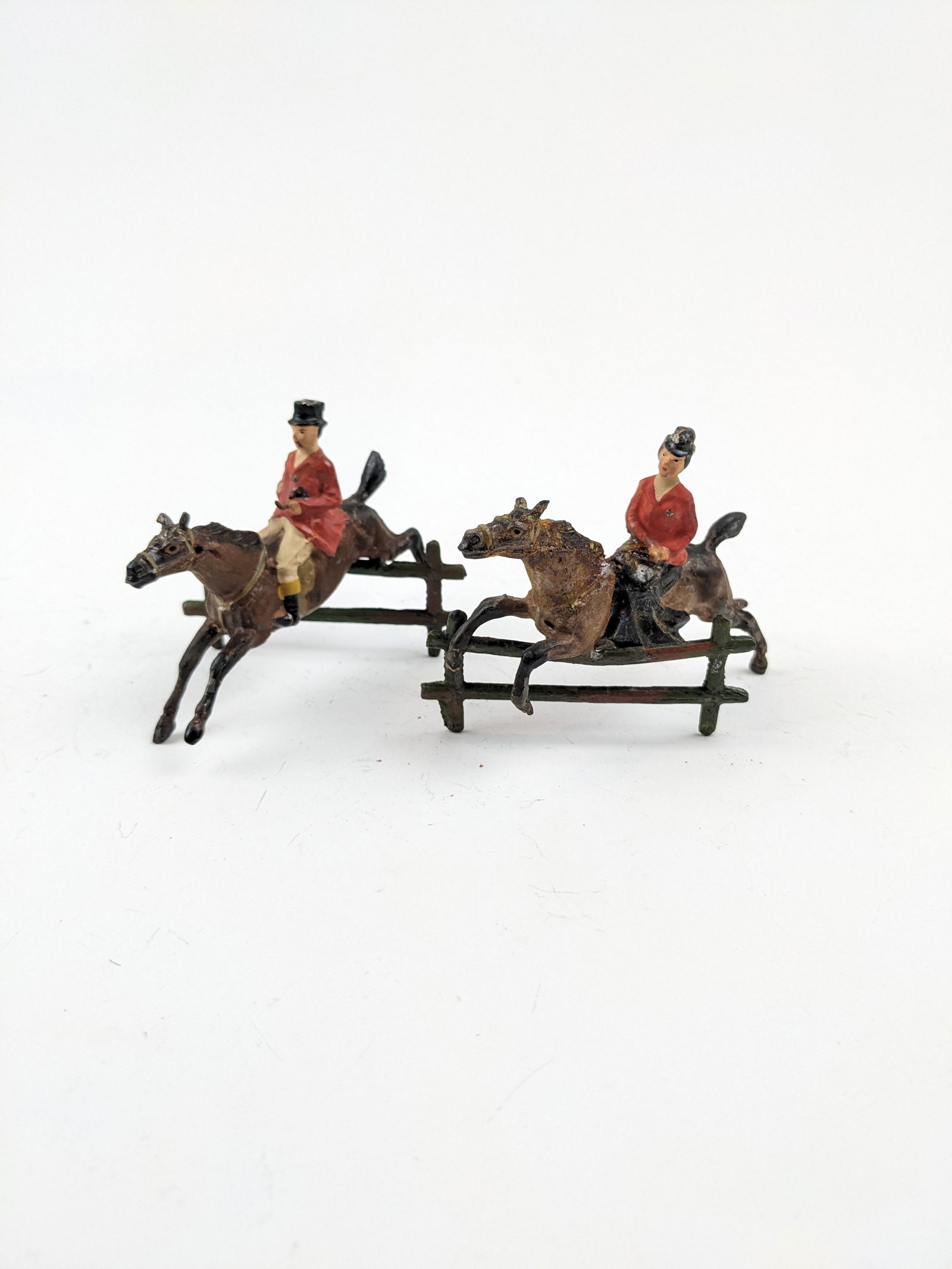 Heyde Souvenir Hunt Figures 60mm (1 of 1)