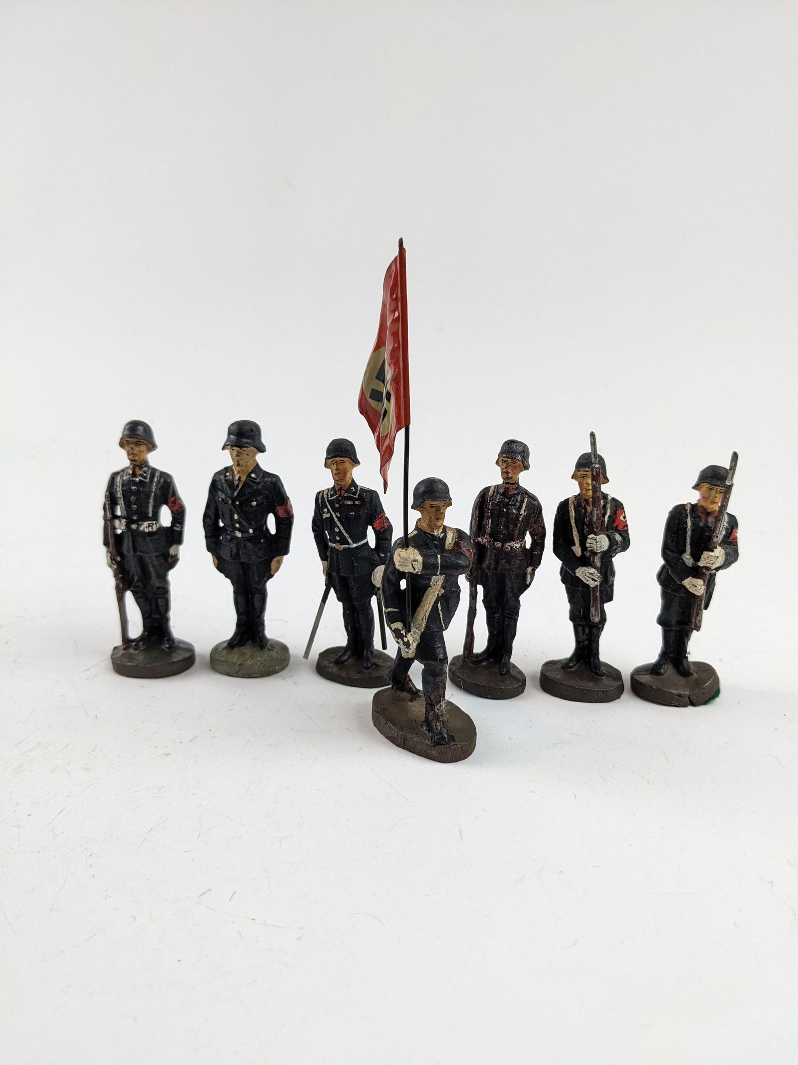 Elastolin SS At Attention With Flagbearer (1 of 1)