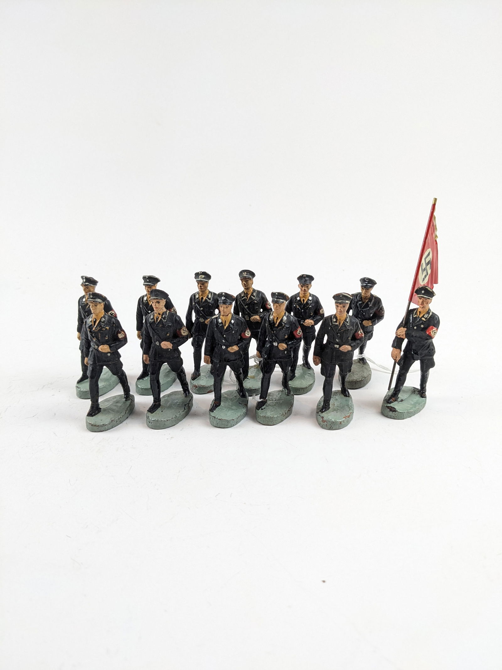 Elastolin SS Marching With Flagbearer (1 of 1)