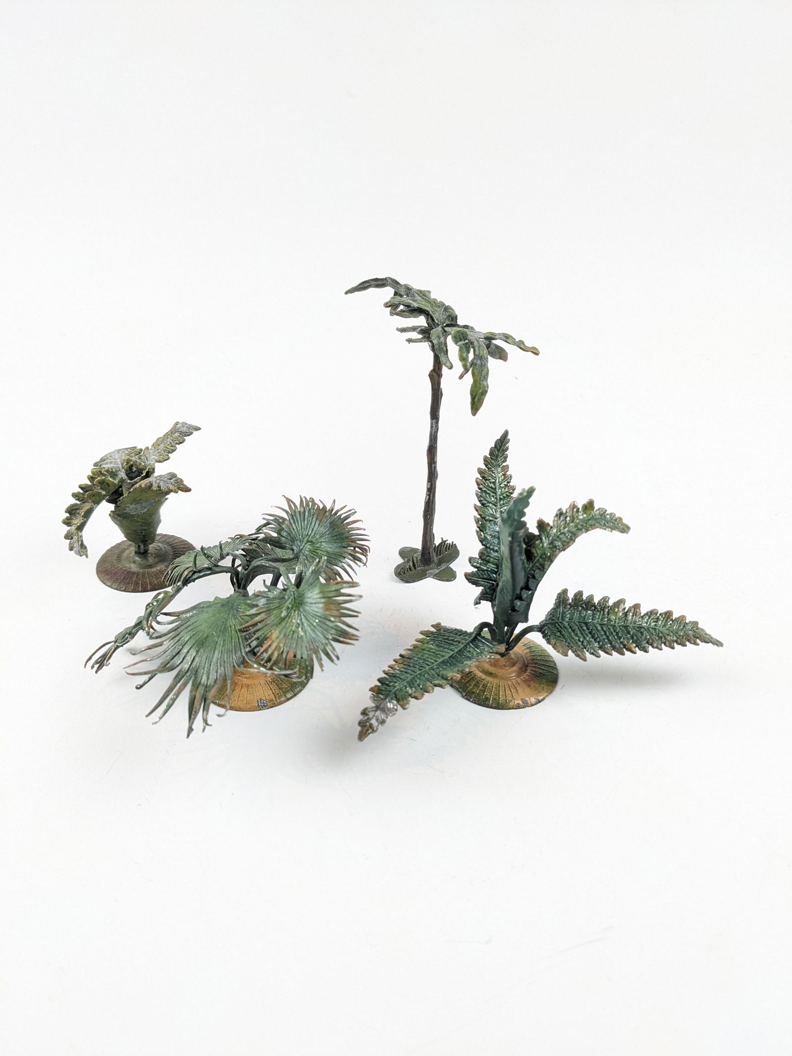 Heyde Large Bushes & Tree: 4 Pieces Condition Fair-Very Good No Box