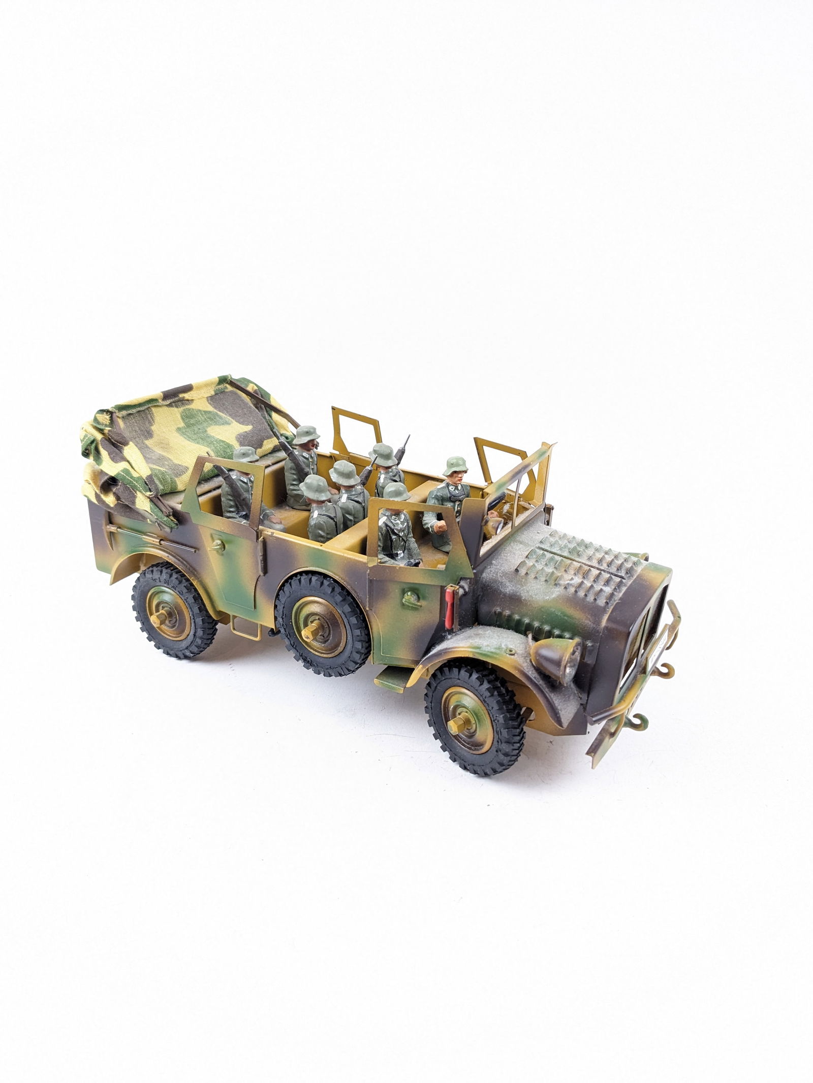 SD Metal German Camo Truck With Crew (1 of 1)