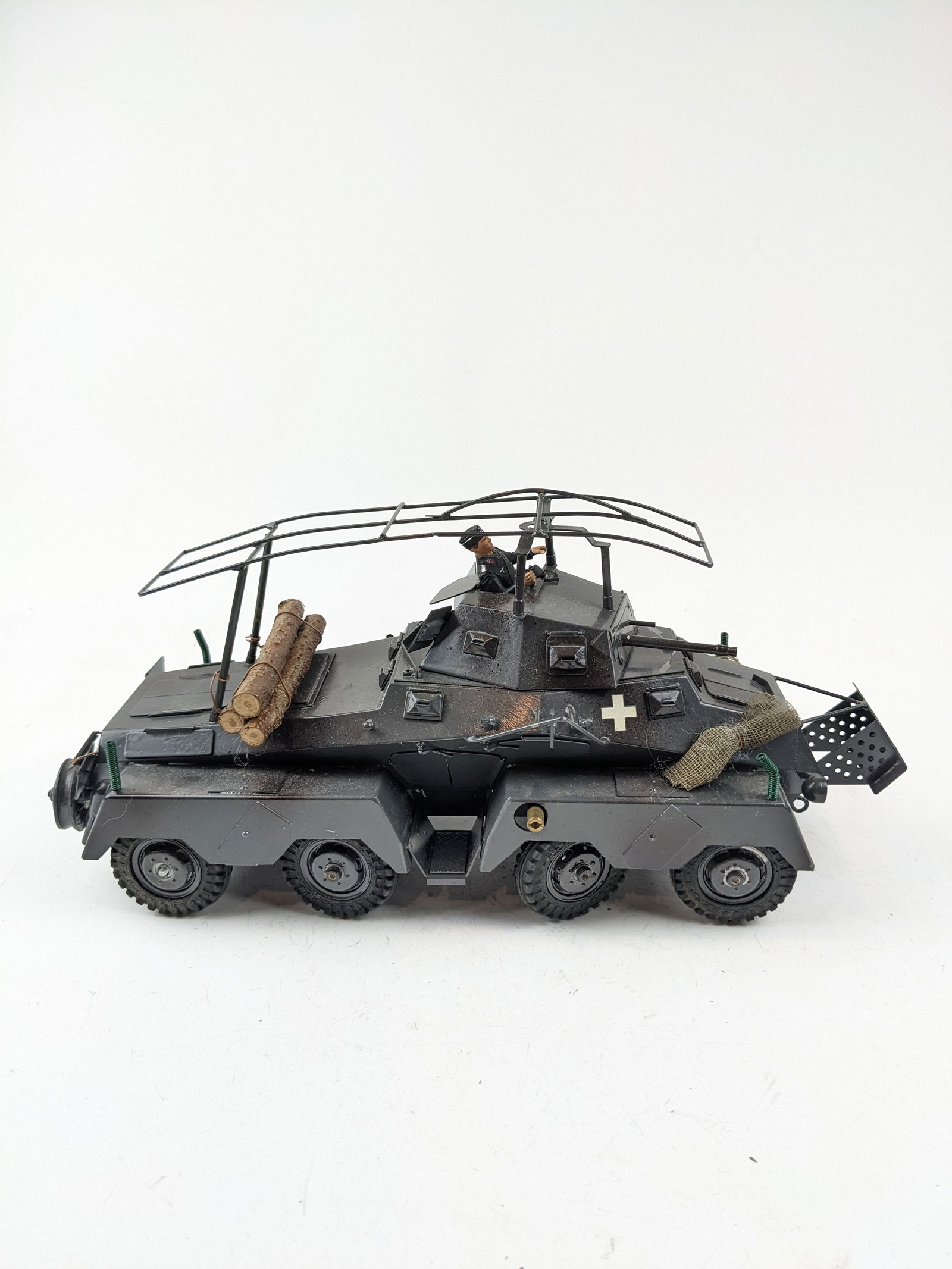 SD Metal German Heavy Armoured Reconnaissance Vehicle (1 of 1)