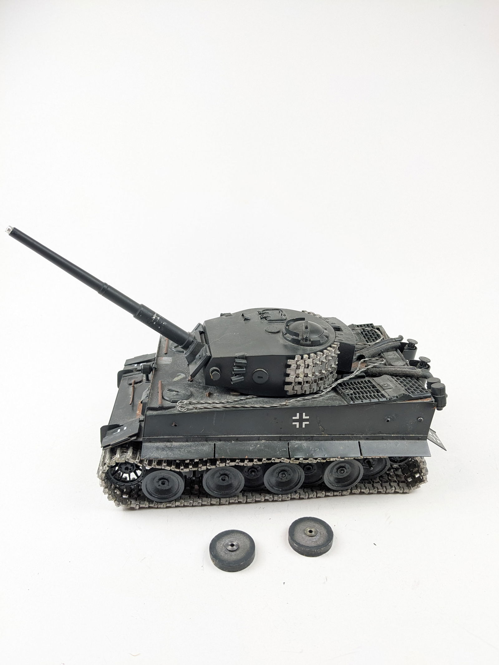 SD Metal German Tiger Tank (1 of 1)