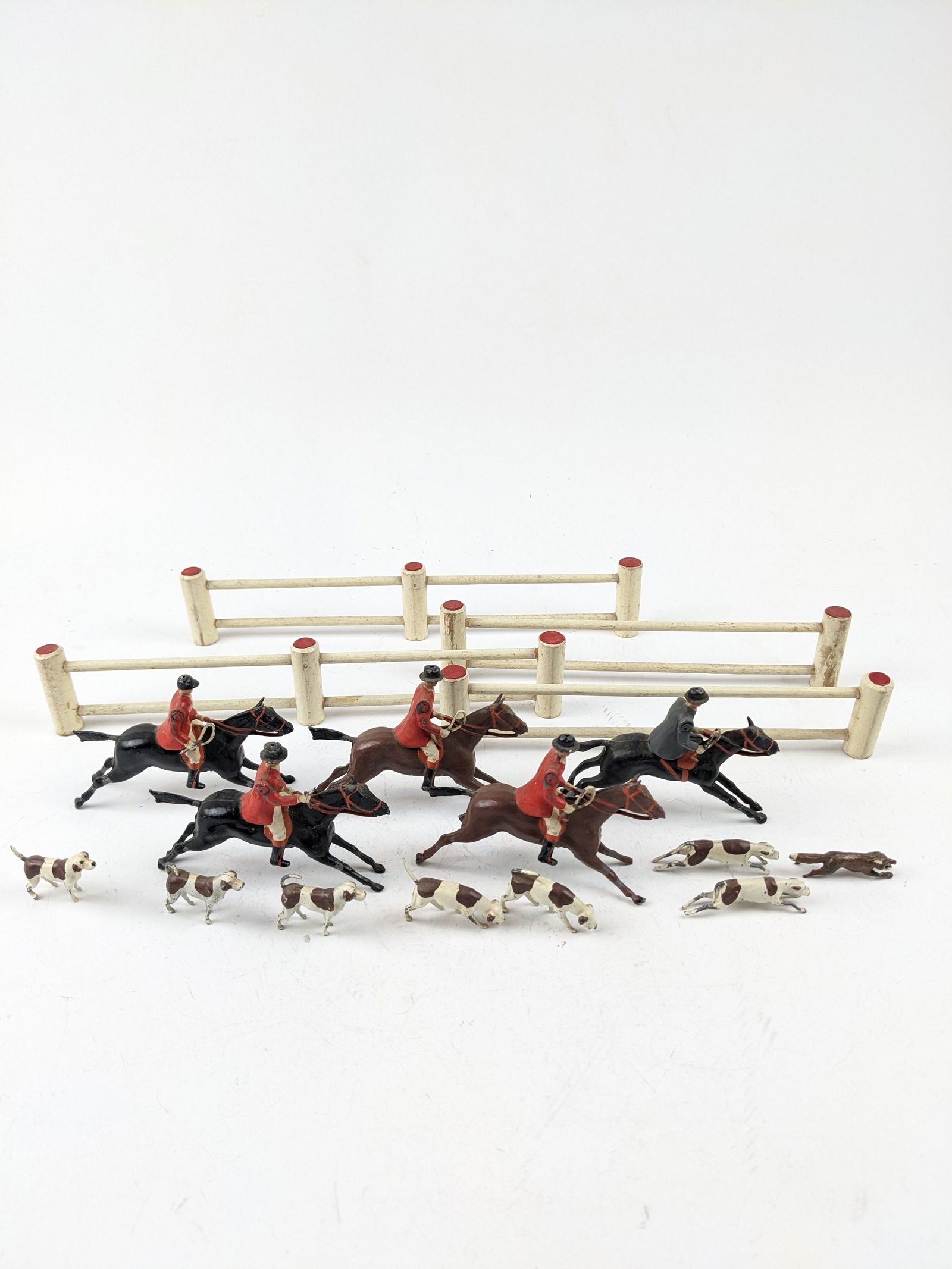 Britains Hunt Running Scene (1 of 1)