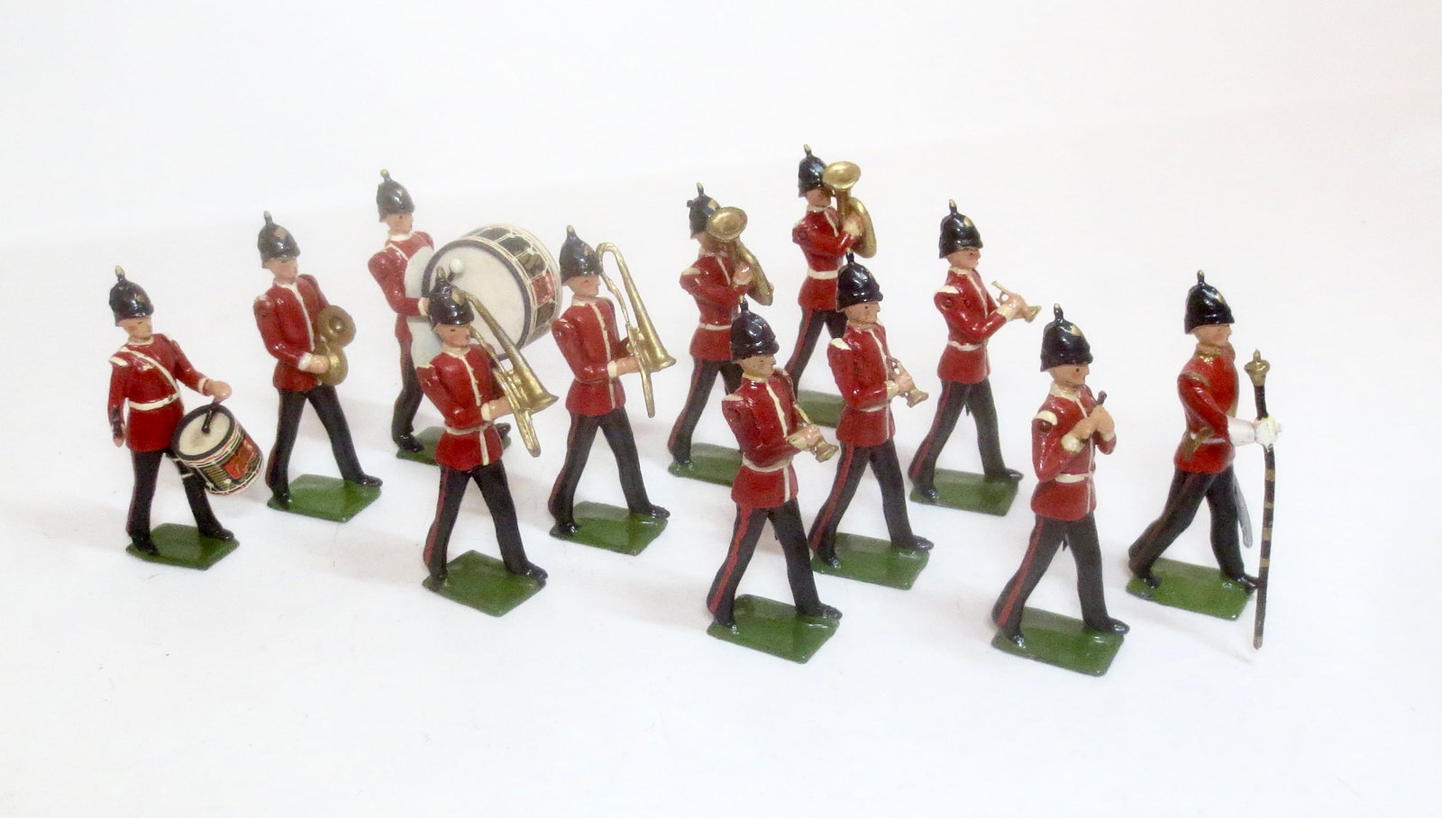 Britains From #73 Band of The Line: Post war issue. 12 pieces. Near mint to excellent condition. Unboxed.
