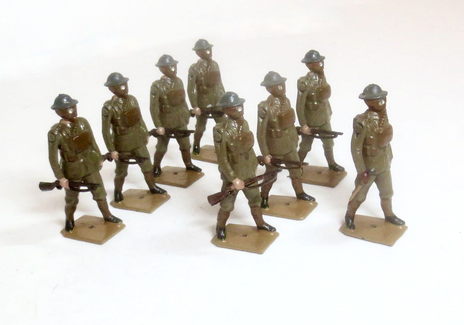 Britains #258 British Infantry Gas Masks (1 of 1)