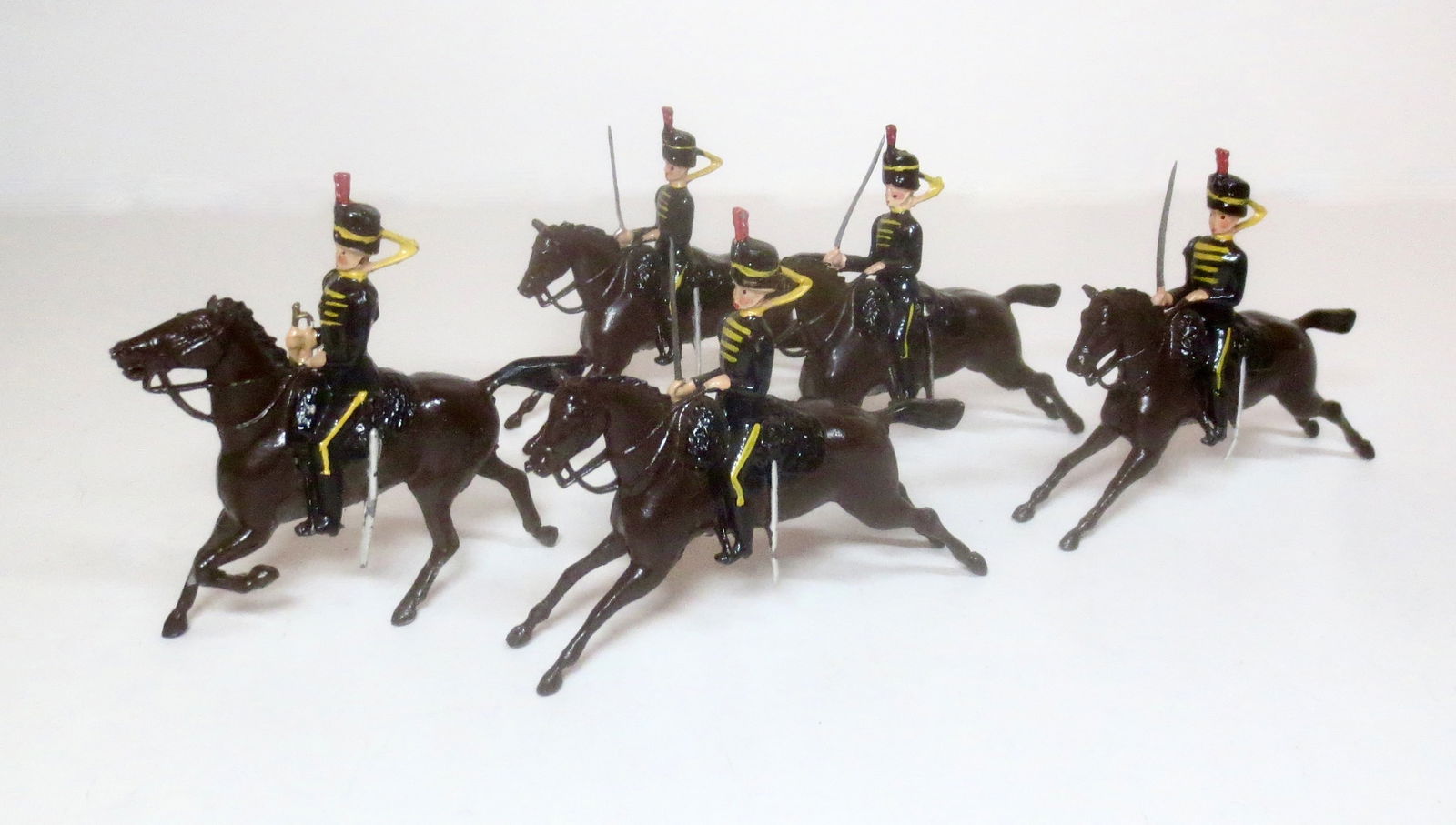 Britains #8 4th Queen's Own Hussars: Post war issue, 1946-1952. Pristine condition. Unboxed.