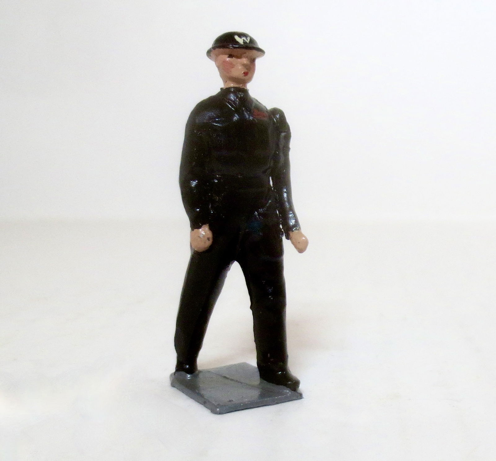 Britains RARE From Set #1914 Air Raid Warden (1 of 1)