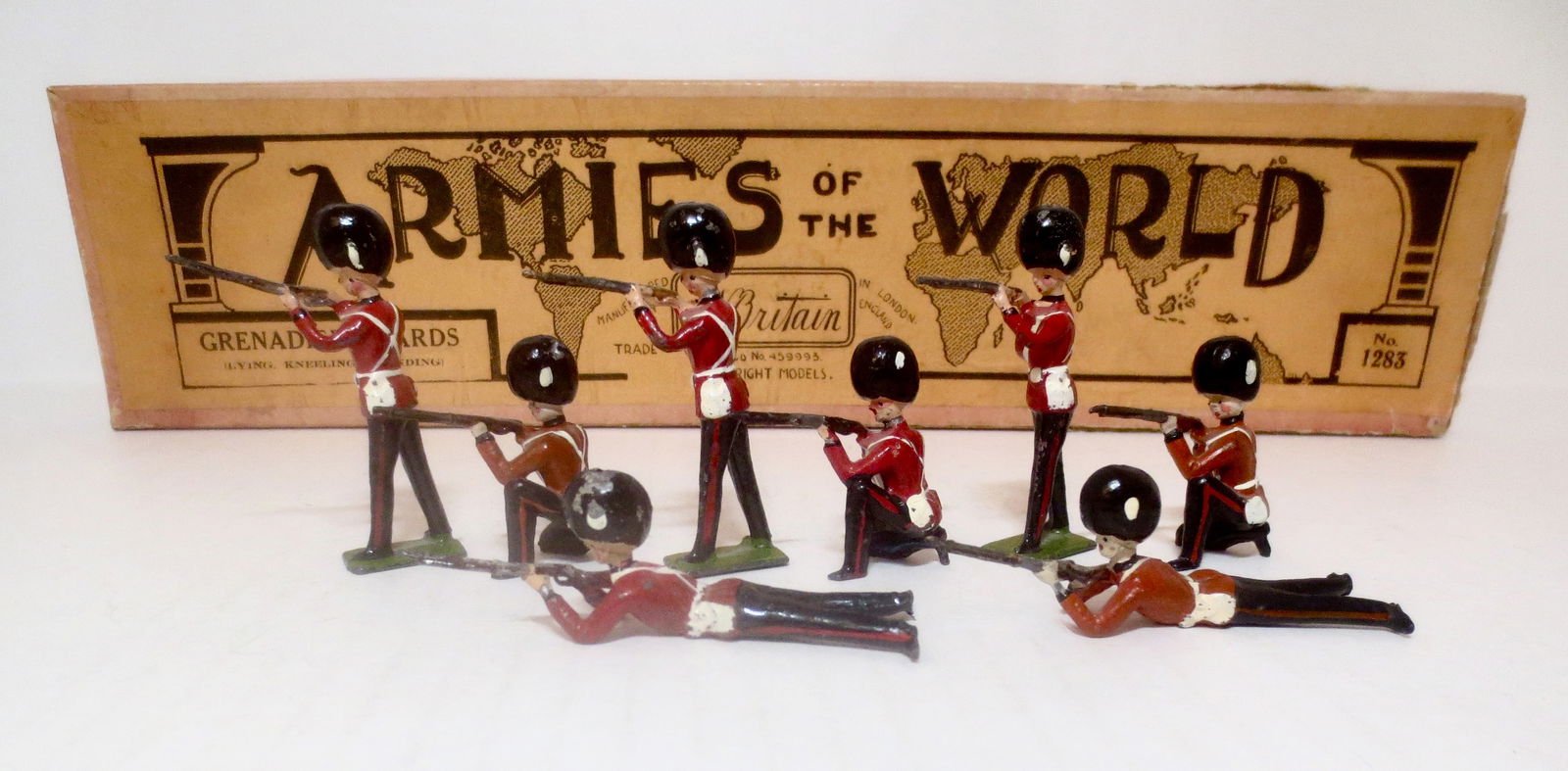 Britains #1283 Grenadier Guards Firing (1 of 1)
