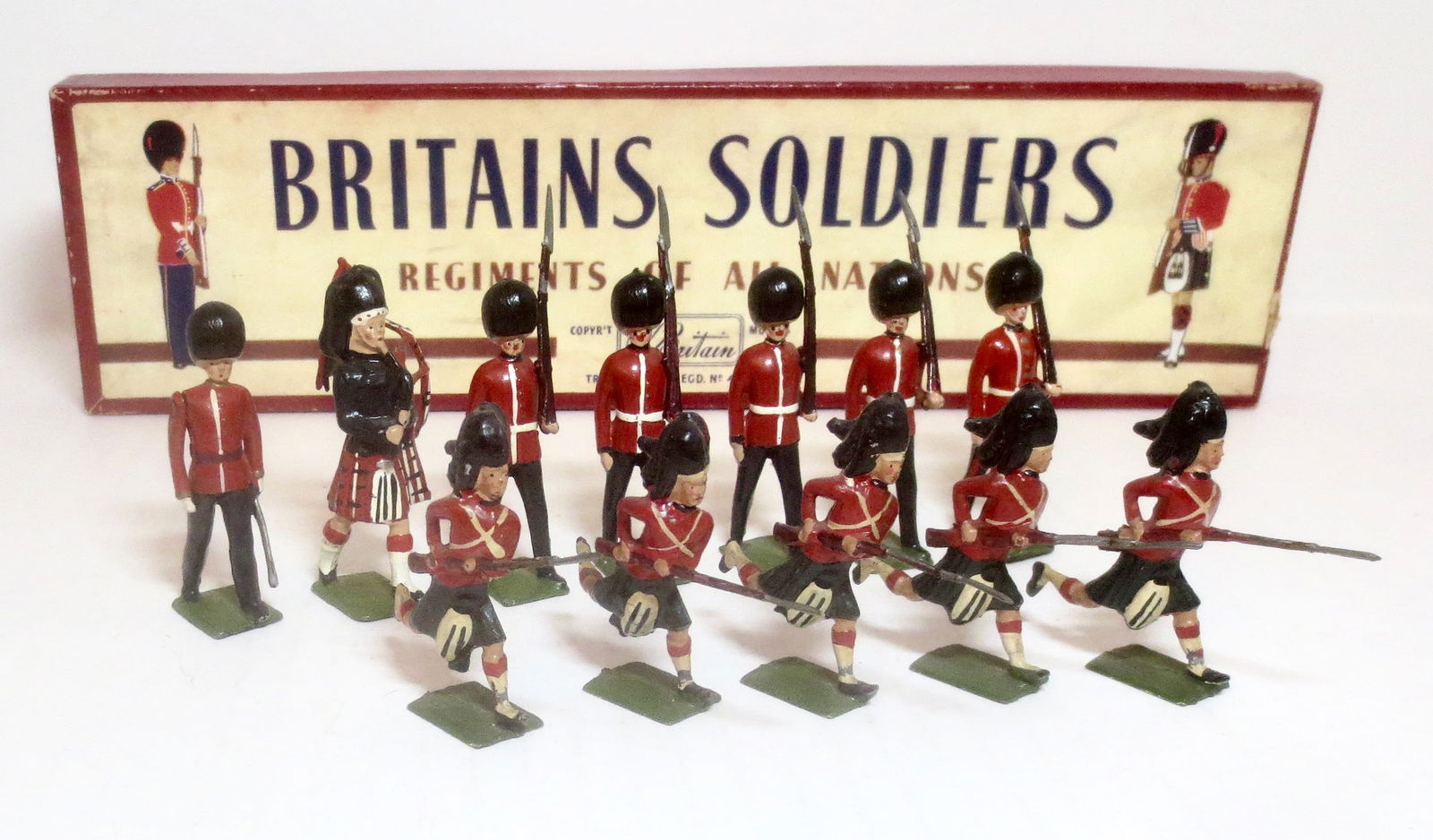 Britains #11 The Black Watch Charging (1 of 1)