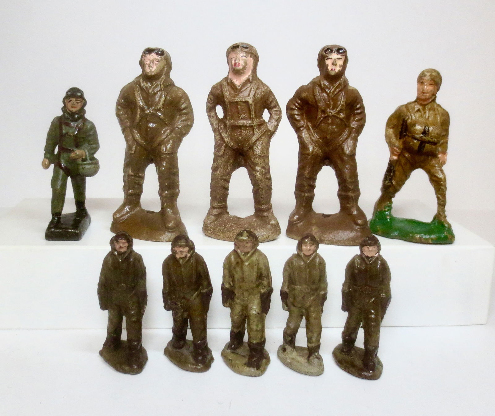 Paratroopers and Antiaircraft Assortment (1 of 1)