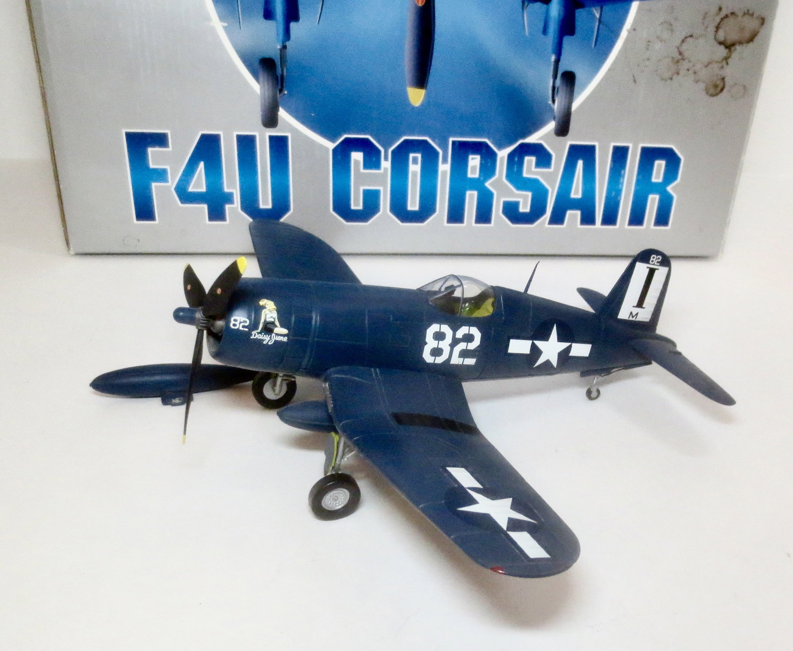 Franklin Mint Armour Collection F4U Corsair: "Daisy Jane" War Plane. Diecast 1:48 scale. Excellent condition (one loose bomb). Stain on box top. Extra $20 in shipping due to large lot size.