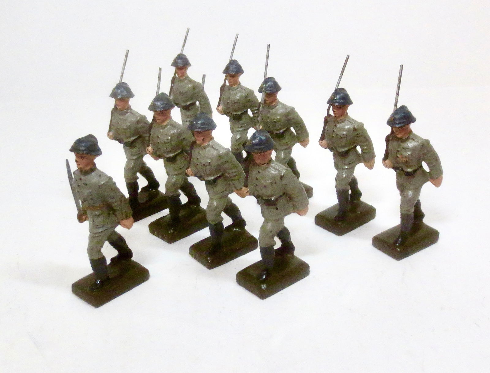 Lineol French Infantry Marching (1 of 1)