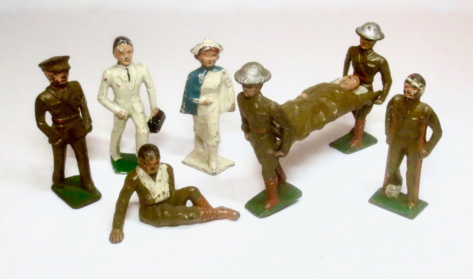 Dimestore Grey Iron Medical Figures (1 of 1)