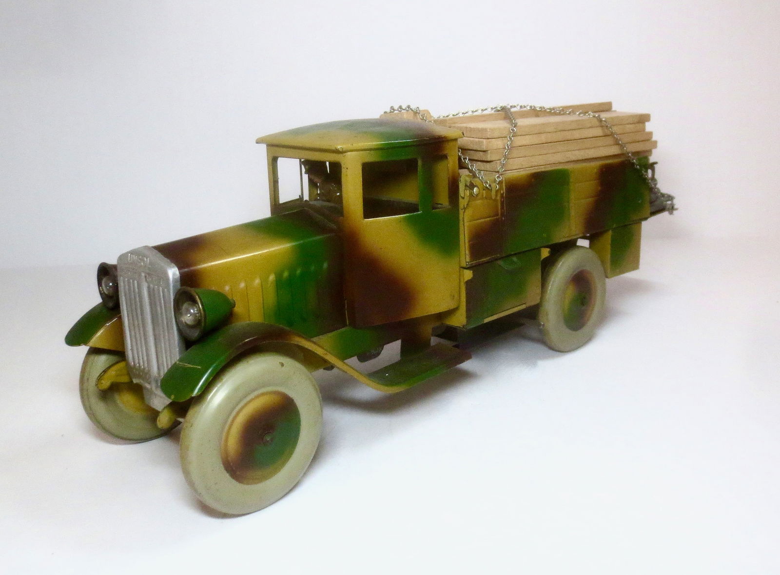 RARE Lineol Tinplate Bridge Truck With Driver (1 of 4)