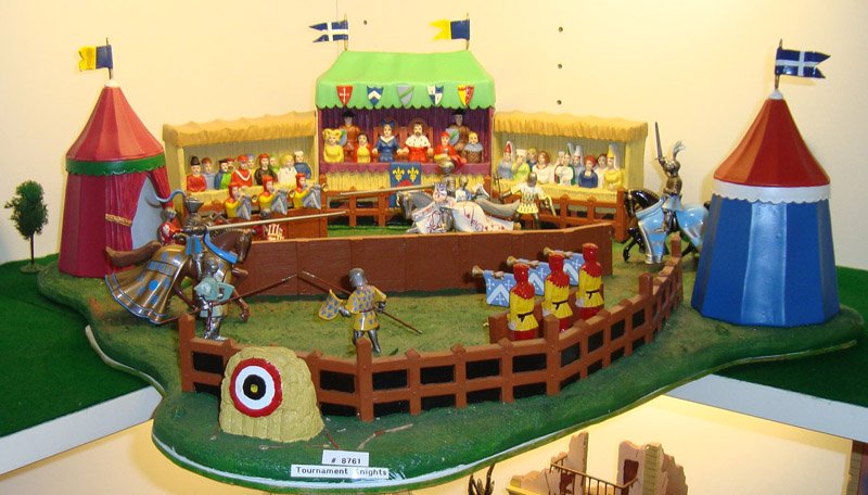 Britains Set # 8761 Tournament Knights Diorama: with original box. 20 pieces.