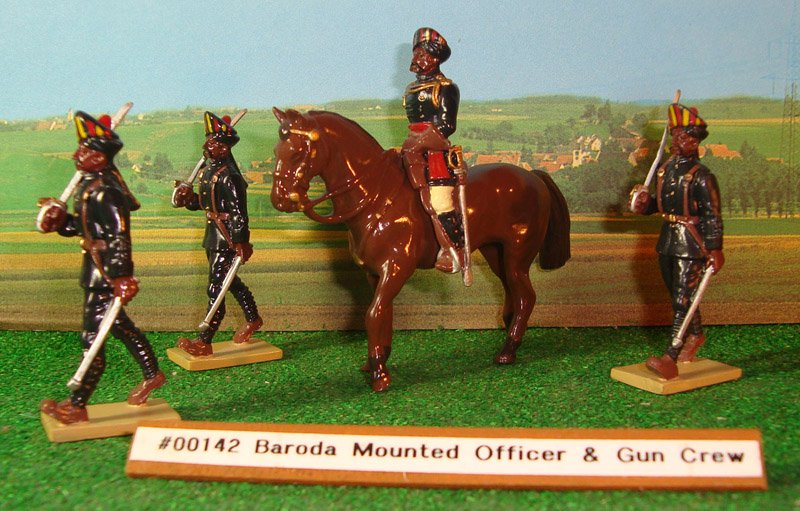 Britains Set # 142 Mounted Officer & Gun Crew: with original box. 4 pieces.